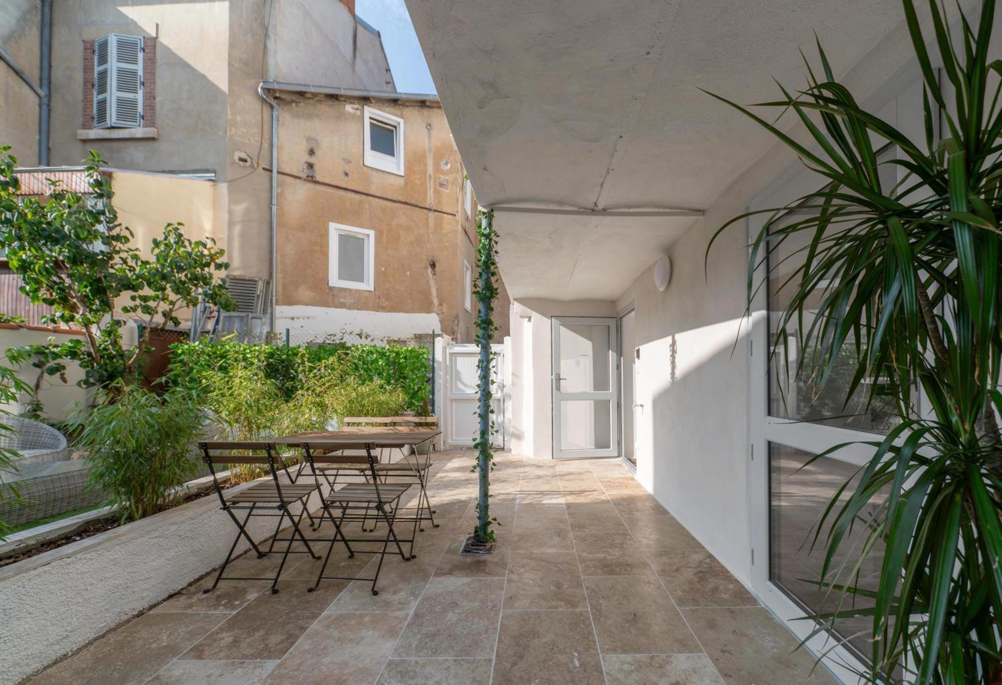 Jaures - Design Et Climatises En Centre Appartement